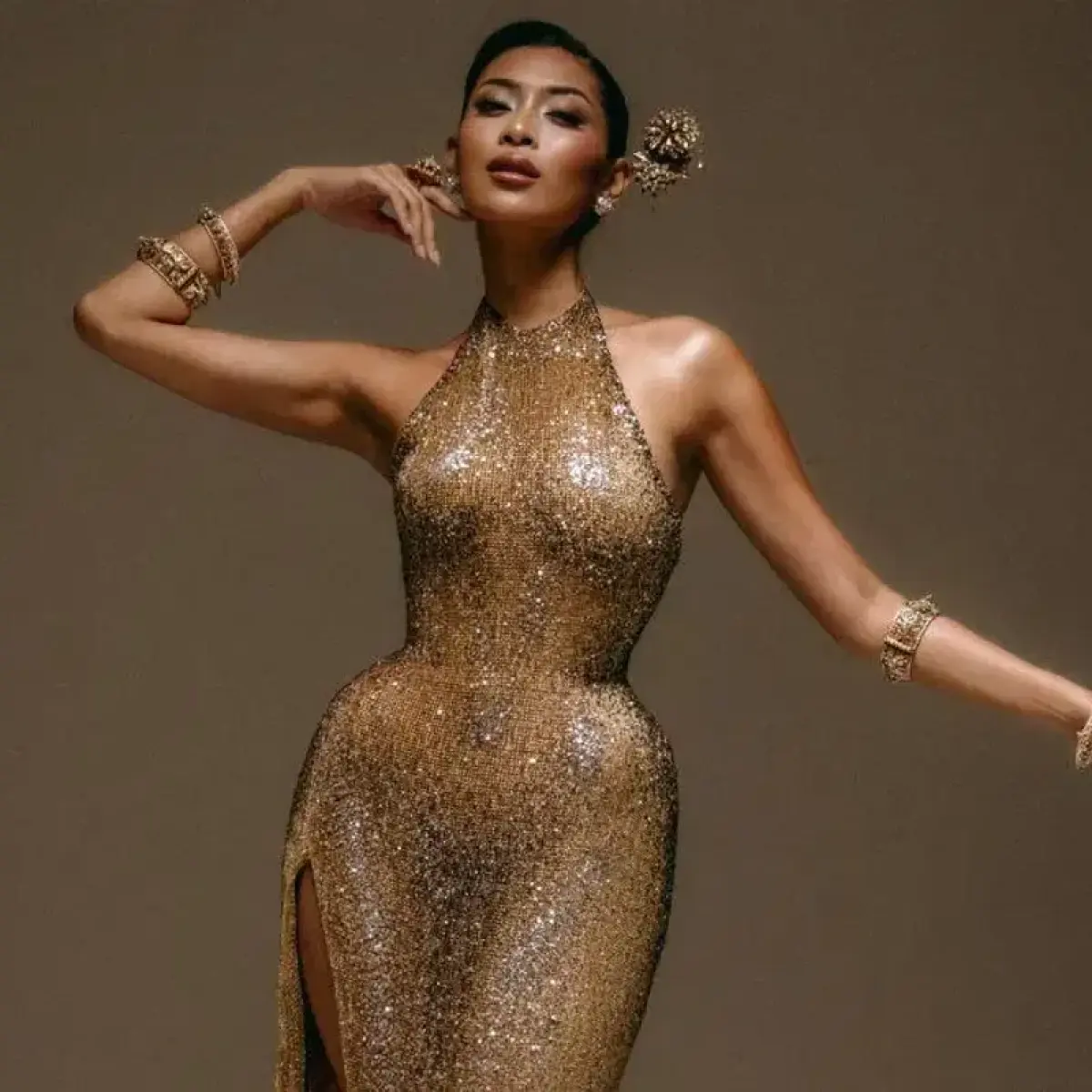 Pesona Dewi Sri Memukau Panggung Miss Supranational 2026 Lewat Aksi Agnes Rahajeng