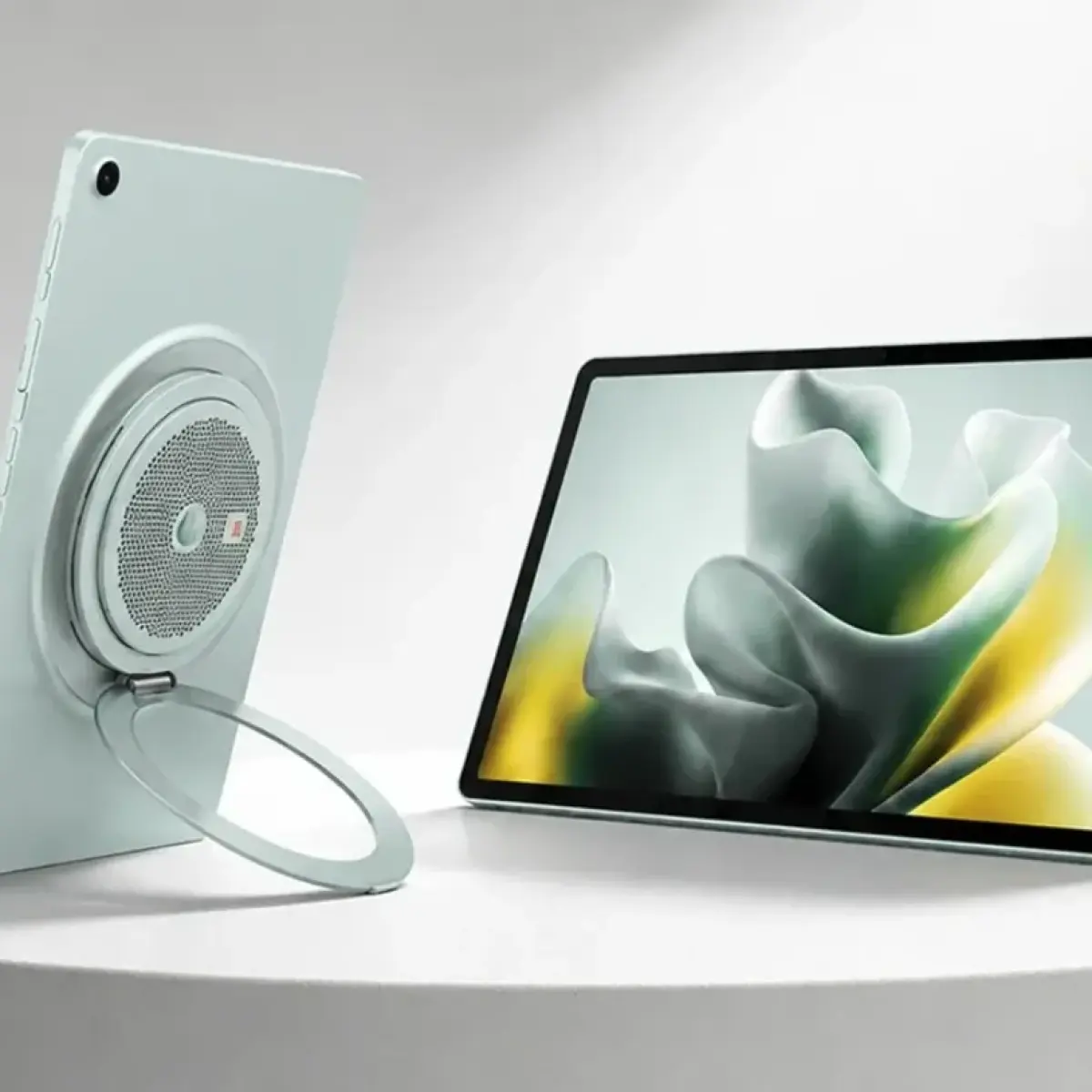 Solusi Hiburan Portabel: Moto Pad 70 Groove Hadir dengan Dukungan 9 Speaker JBL