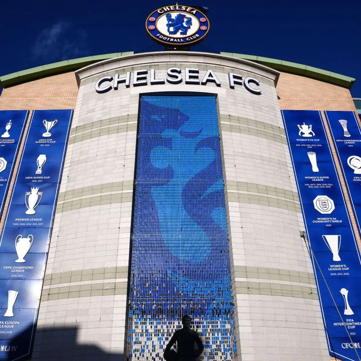 Chelsea Resmi Dijatuhi Denda Rp200 Miliar Terkait Pelanggaran Regulasi Agen Era Abramovich