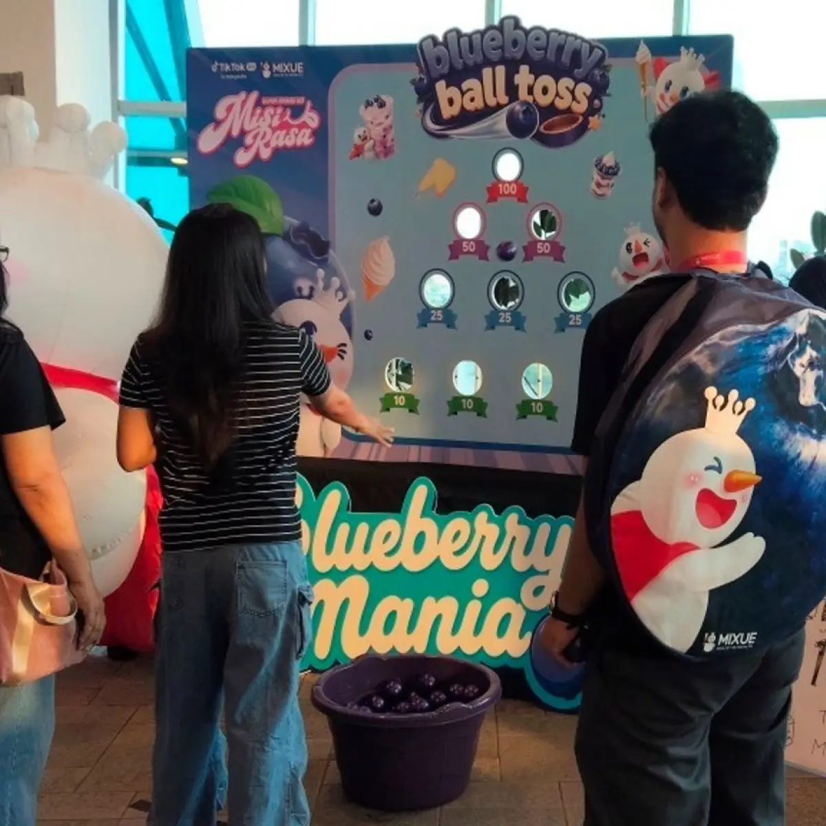 Strategi Inovasi Mixue: Luncurkan Seri Blueberry Sekaligus Serap Puluhan Ribu Tenaga Kerja