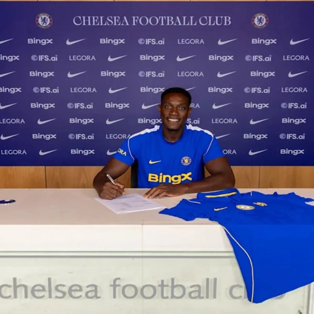 Langkah Mengejutkan Chelsea: Rekrut Danny Welbeck untuk Perkuat Lini Depan Musim 2026