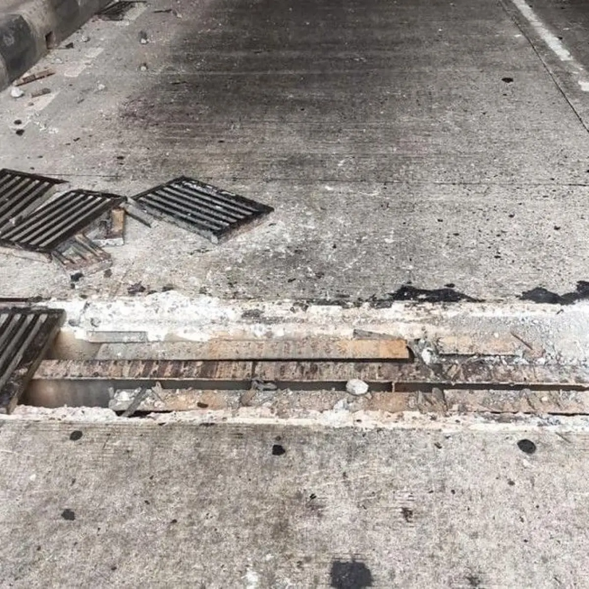 Gril Drainase Underpass Jombor Rusak, Pihak Berwenang Segera Lakukan Perbaikan