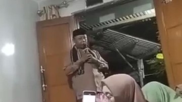 Mengenang Momen Terakhir Ustaz Ahmad Firdaus yang Wafat Saat Menyampaikan Tausiah