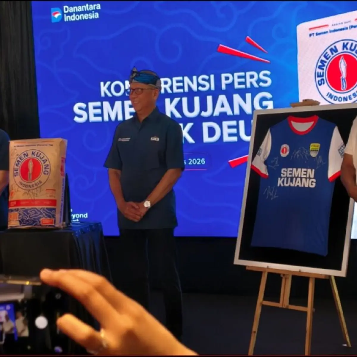 Semen Kujang Resmi Sponsori Jersey Persib Bandung Tiga Musim, Perkuat Pasar Jawa Barat