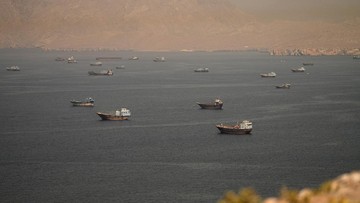 Iran dan Oman Sepakat Kelola Bersama Jalur Pelayaran Strategis Selat Hormuz