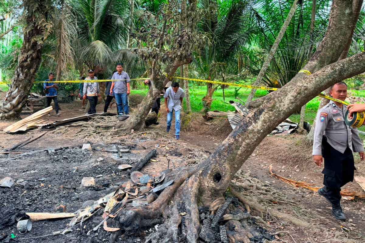 Tragedi Kebakaran Pondok di Pesisir Selatan: Kisah Pilu Istri Berjalan 600 Meter Cari Bantuan