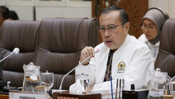 Kasus Keracunan MBG Meluas, DPR Minta Badan Gizi Tindak Lanjuti & Orang Tua Siap Tempuh Jalur Hukum