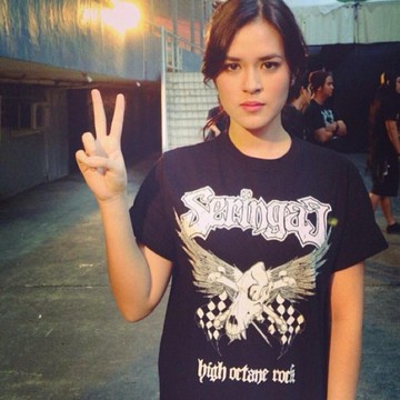 Jaga Identitas Rocker Anda: Panduan Jitu Merawat Kaos Band Kesayangan