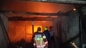 Heroisme Ibu di Bogor: Rela Gugur Demi Selamatkan Nyawa Anak dari Api Neraka