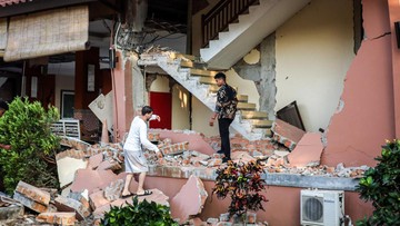 Pencarian Cepat Korban Gempa NTT: Tim Gabungan Fokus Evakuasi Warga Terjebak