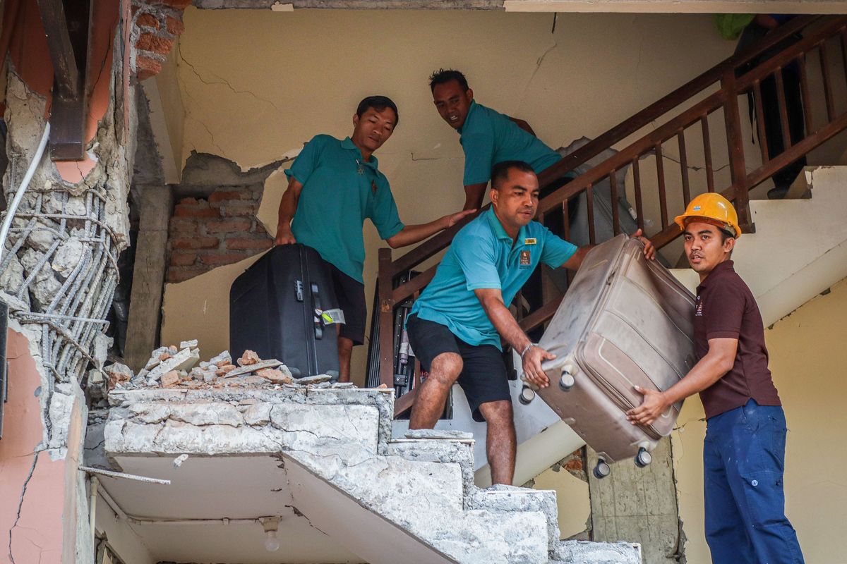 Flores Bergejolak: 377 Gempa Susulan Guncang NTT, BMKG Pantau Intensitas Aktivitas Seismik
