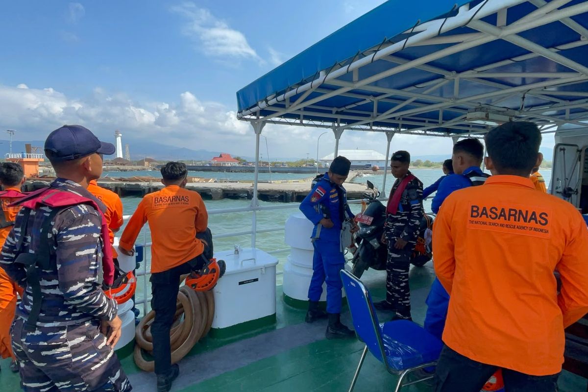 Guncangan Maut Flores: Jalur Laut Jadi Penyelamat di Tengah Akses Darat Lumpuh Akibat Gempa
