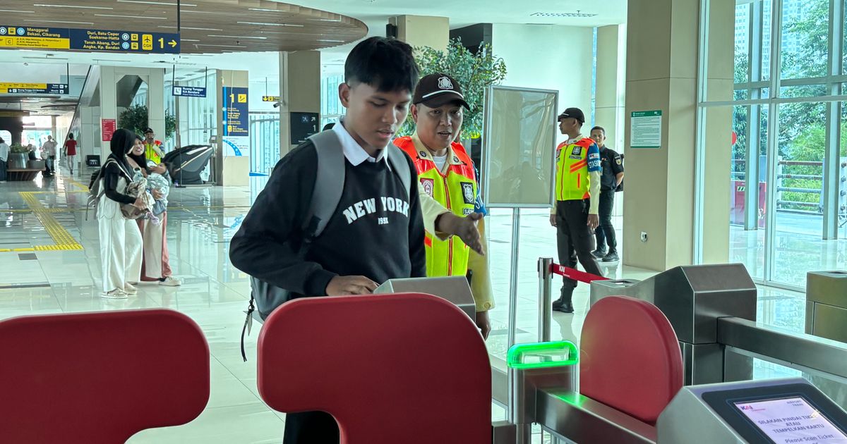 Sambut HUT RI, KAI Commuter Tambah Ribuan Perjalanan dan Hadirkan Promo Tarif Rp 8