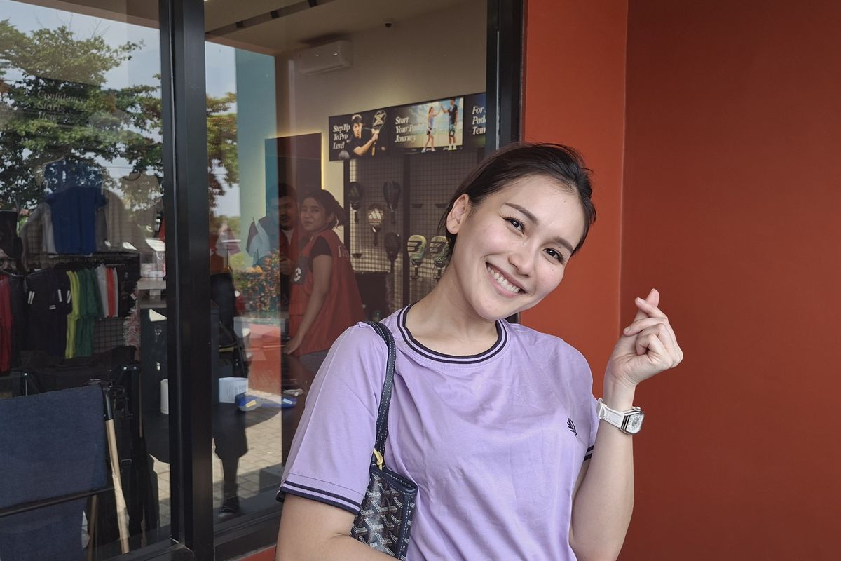 Momen Perayaan HUT RI ke-71: Ayu Ting Ting Rayakan Bersama Kekasih dan Keluarga Tercinta