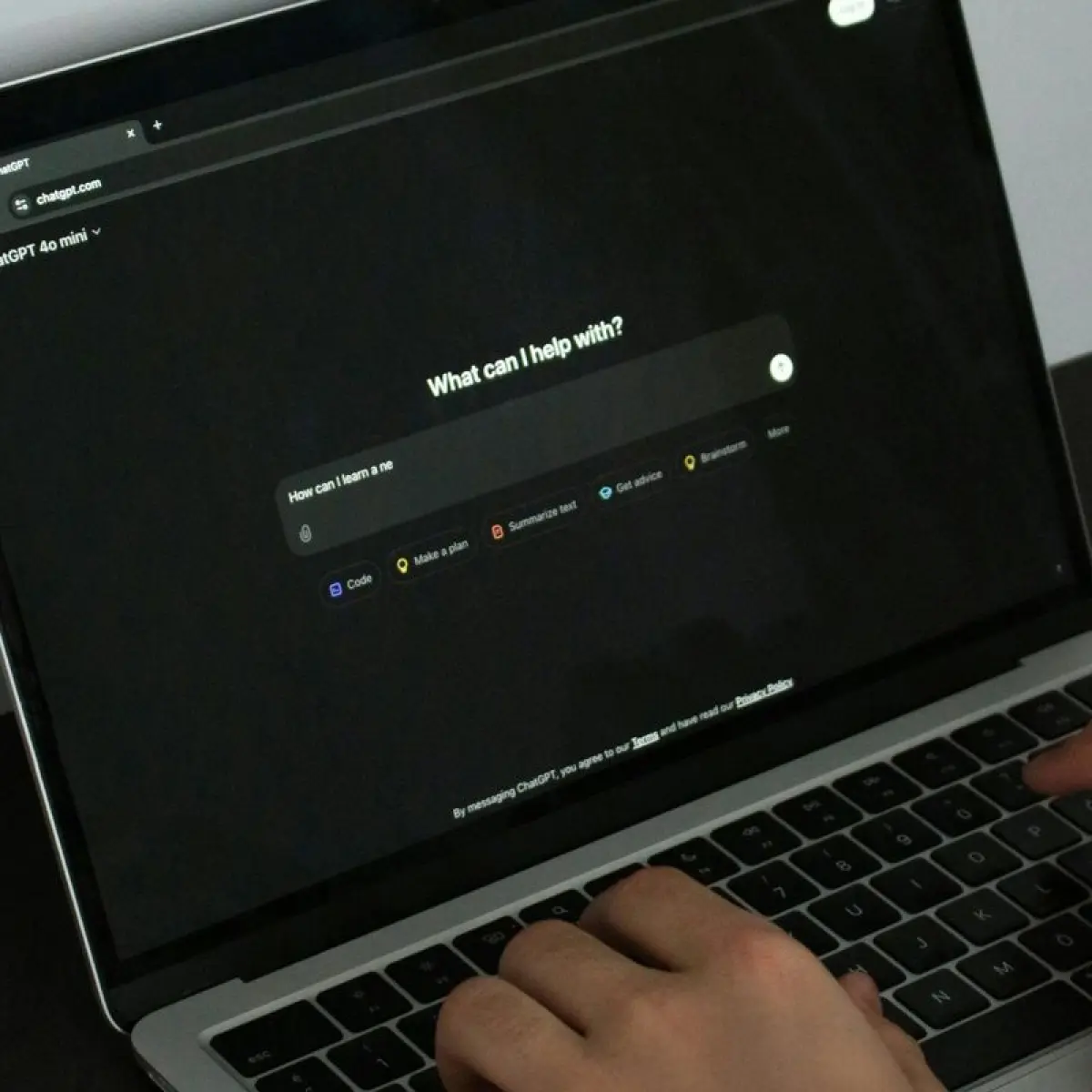Dampak Risiko Penggunaan AI dalam Dunia Kesehatan: Pelajaran Penting dari Kasus ChatGPT
